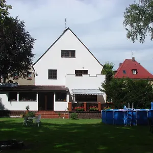 pensjonat-rezydencja-parkowa.hotelswroclaw.com/
