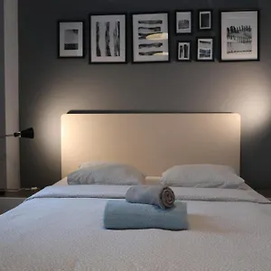 mimosa-rooms.poznan-hotels.com/